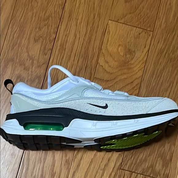 Nike Air Max Bliss Running Shoe, Size 8.5 - Picture 3 of 10